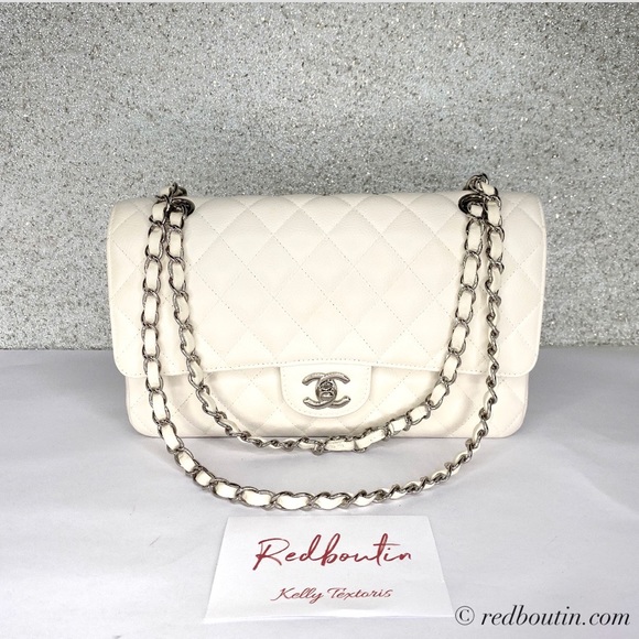 CHANEL Handbags - 🎈SOLD White Classic Flap Chain shoulder Bag